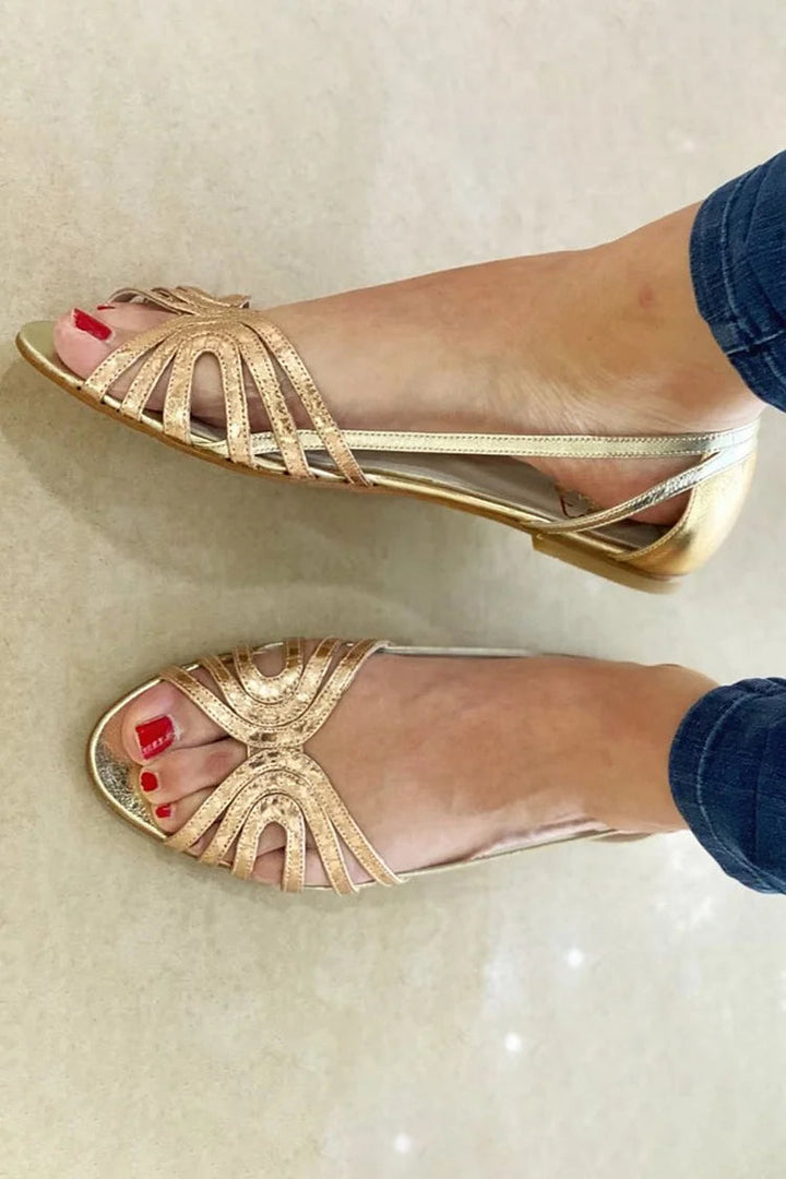 Leonor | Sandalias doradas de Verano