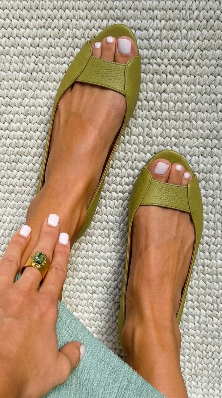 Adelina | Sandalias Doradas Chic