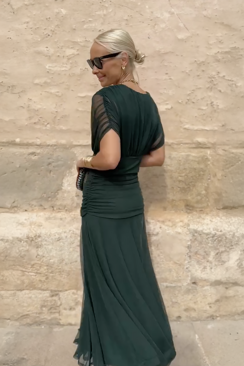 Lucía| Elegante vestido largo de fiesta con escote en V