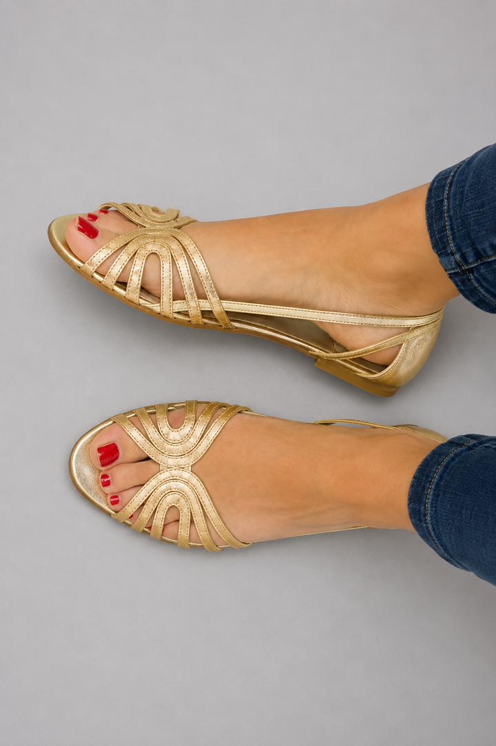 Leonor | Sandalias doradas de Verano