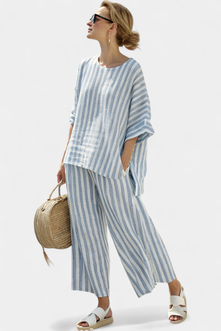 Romina | Top de lino azul a rayas sofisticado y pantalones holgados