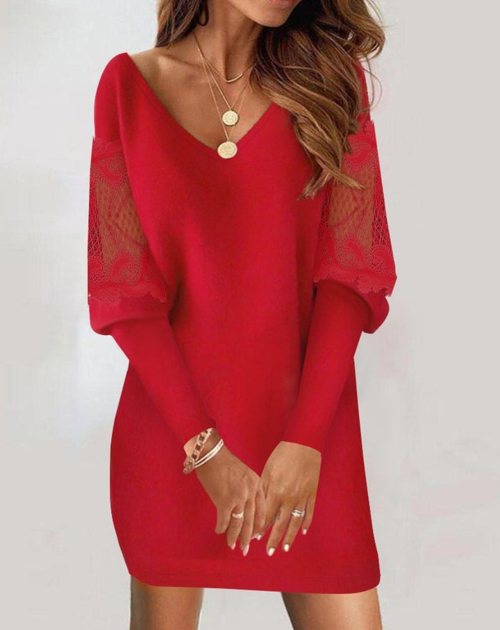 Elegante vestido de encaje con escote para mujer